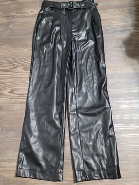 7 For All Mankind Black Vegan Leather-Look Wide-Leg Pants Pleated Size Small
